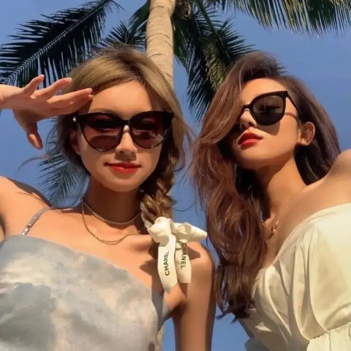 她是我爸爸